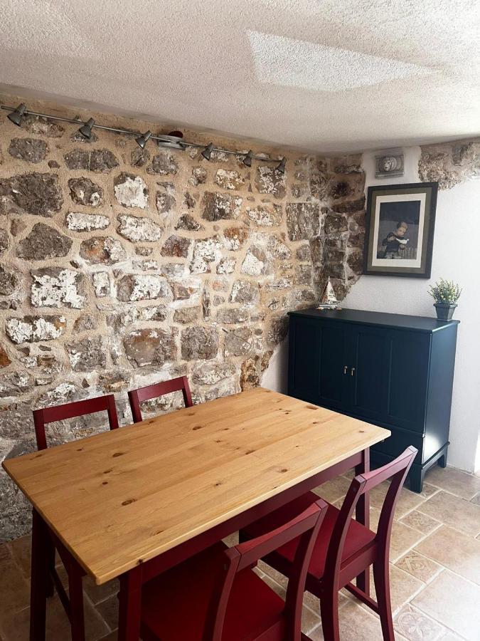 House Riva Appartement Pirovac Buitenkant foto
